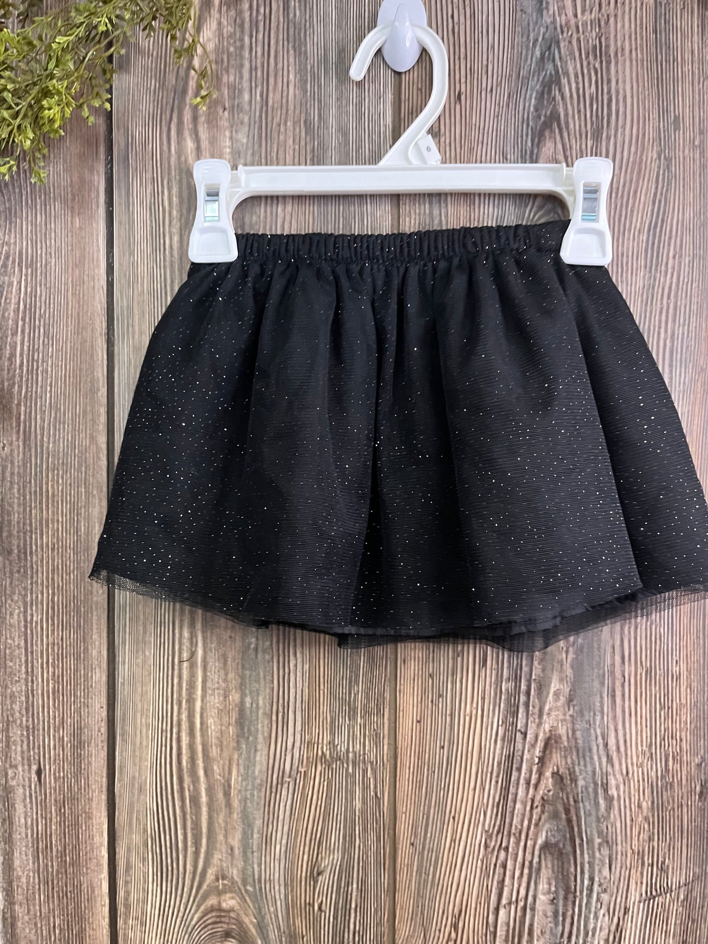 Girls 2T Black Sparkly Skirt