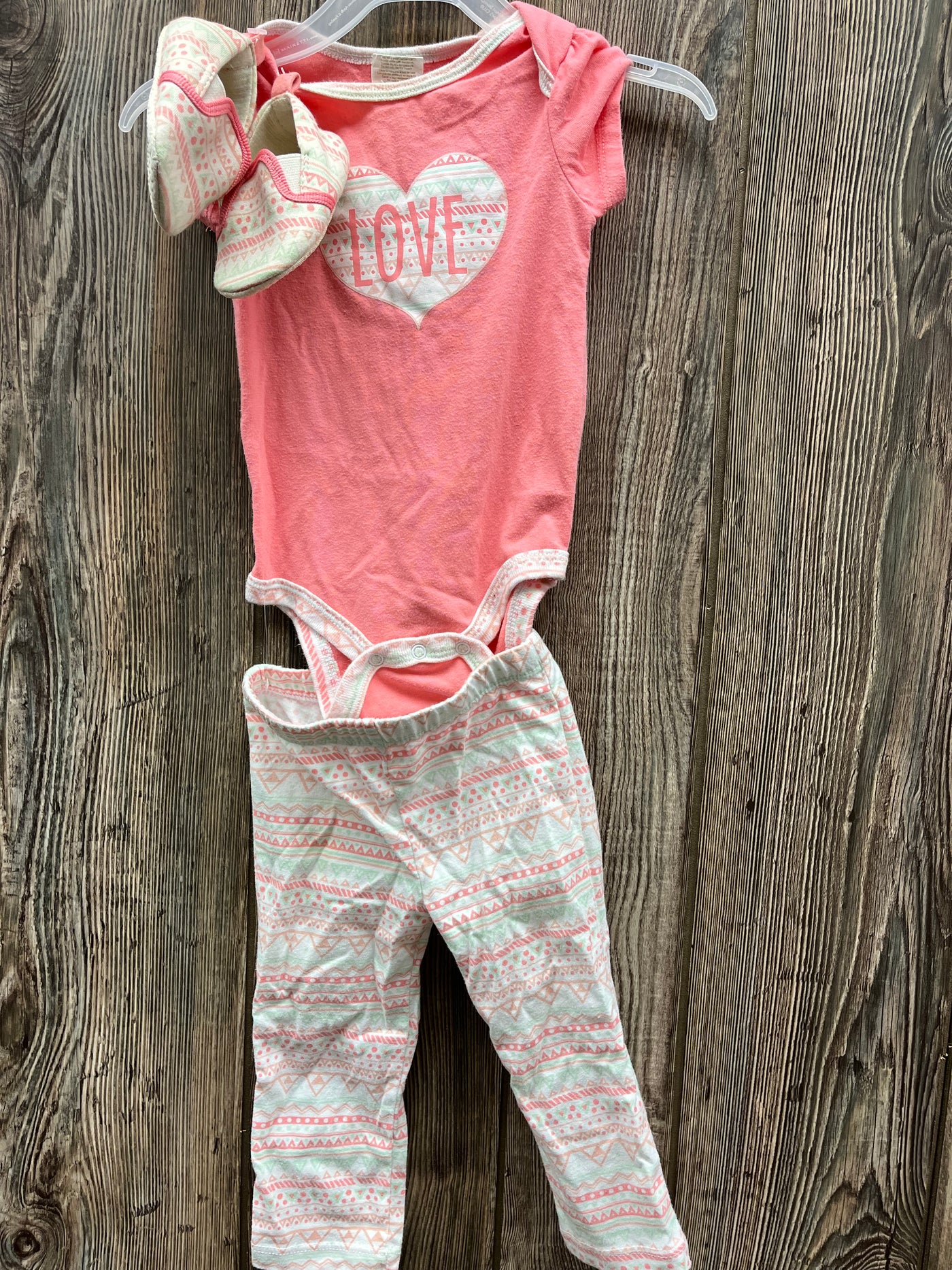 Girl 3-6 mo Pink LOVE Outfit with Shoes