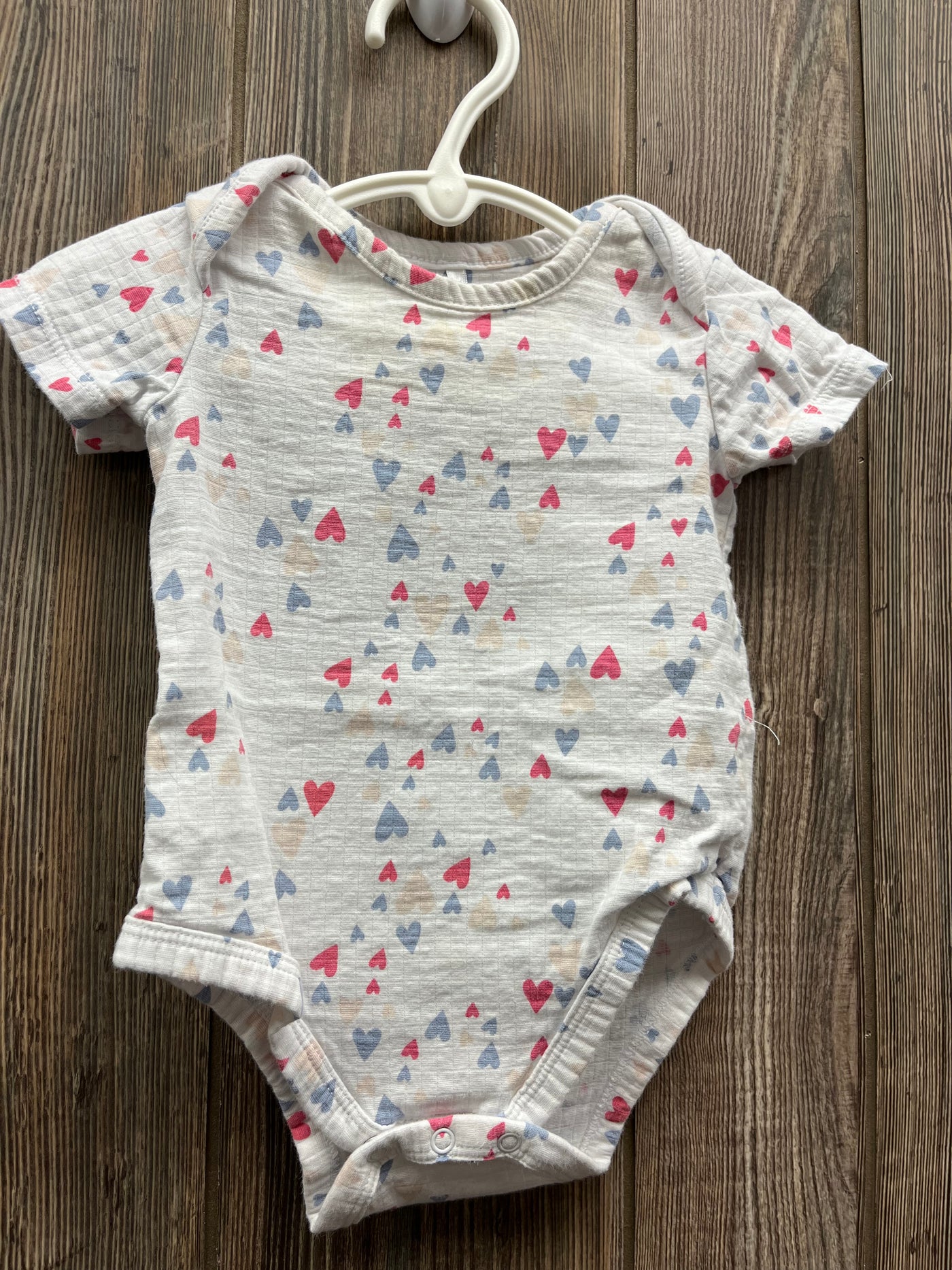 Girl 3-6 mo Hearts Short Sleeve Onesie