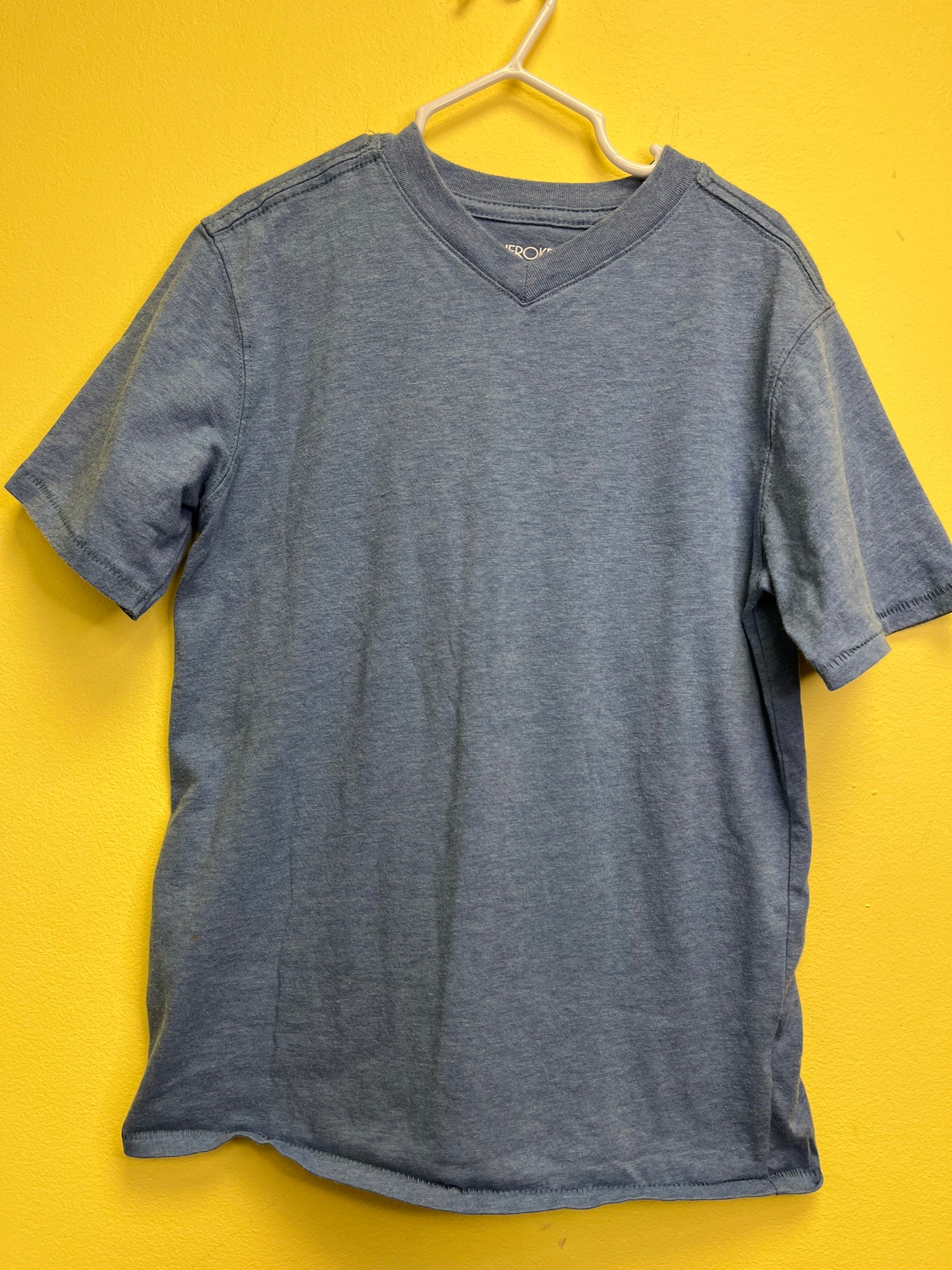 Boys 6/7 Gray V Neck Short Sleeve Top