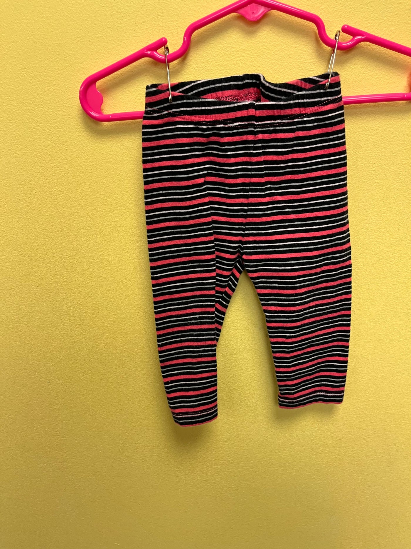 Girls 6-9 mo Black Red Striped Pants