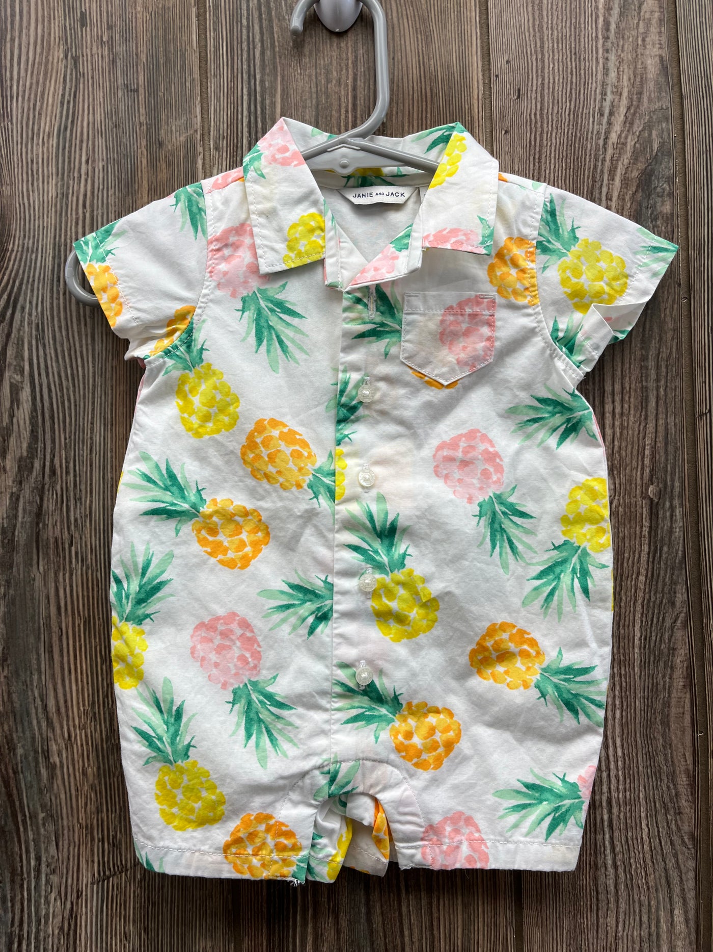 Boys 0-3 mo Janie and Jack Pineapple Romper Outfit