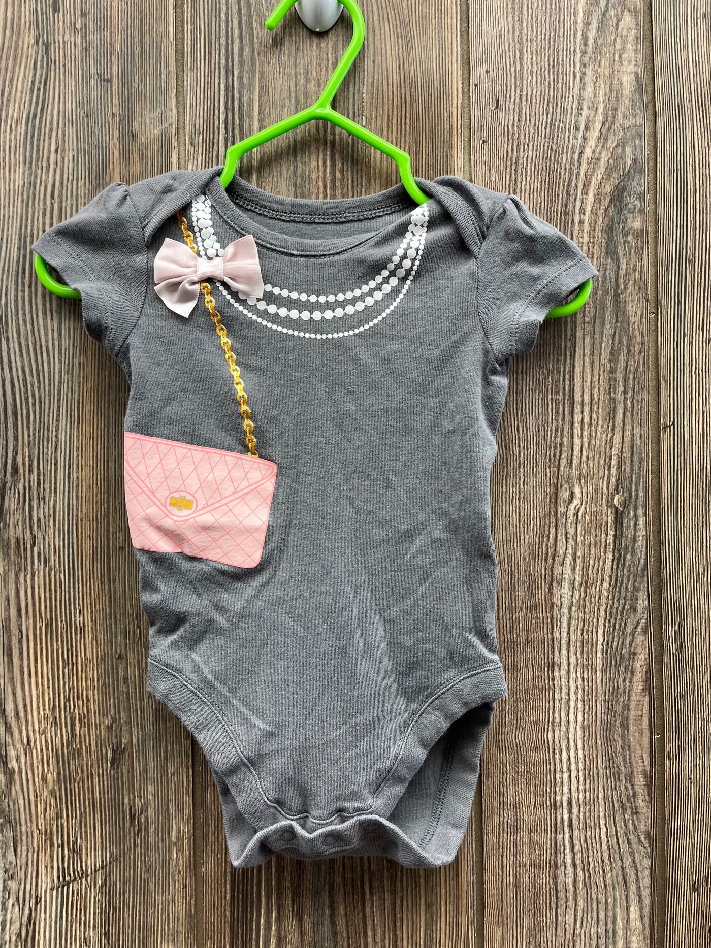 Girl 3-6 mo Gray Short Sleeve Onesie with Purse