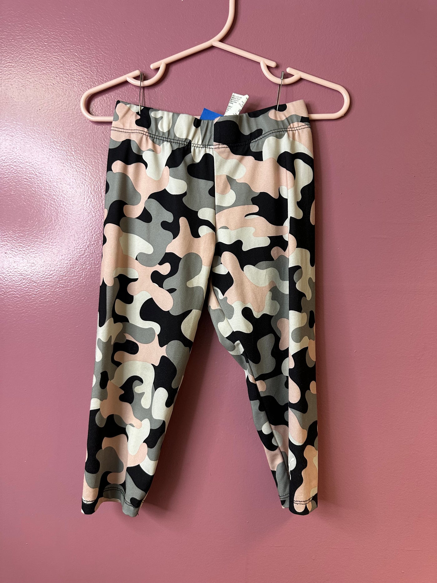 Girls 5 Puma Black and Pink leggings