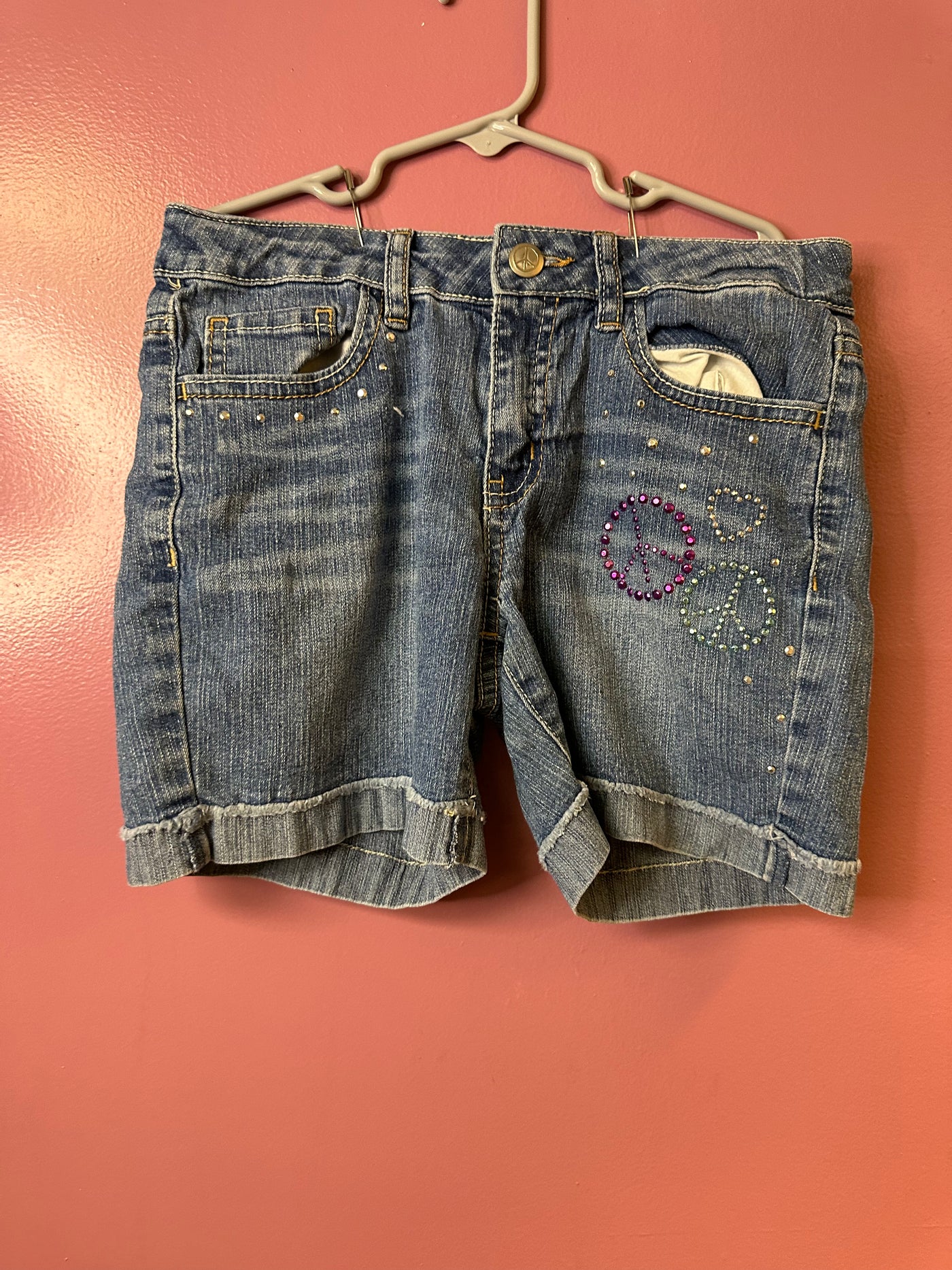 Girls 12 Shorts with Peace Sign