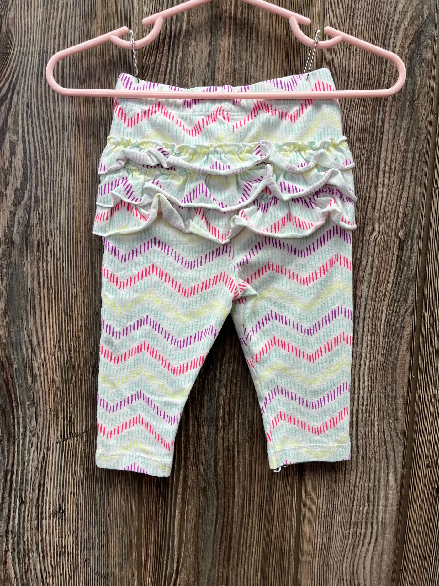 Girl 6-9 mo White Pants with Chevron Stripes and Ruffles