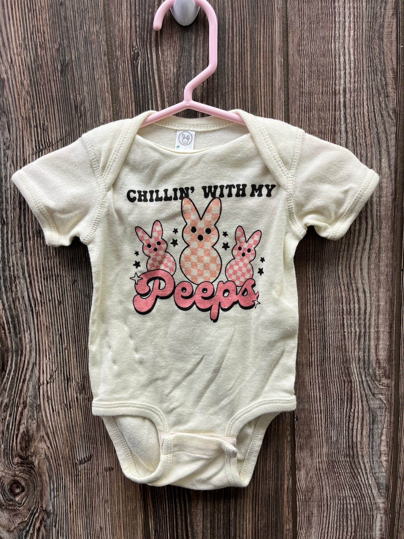 Girl 6 mo Cream Short Sleeve Onesie with Bunny Peeps