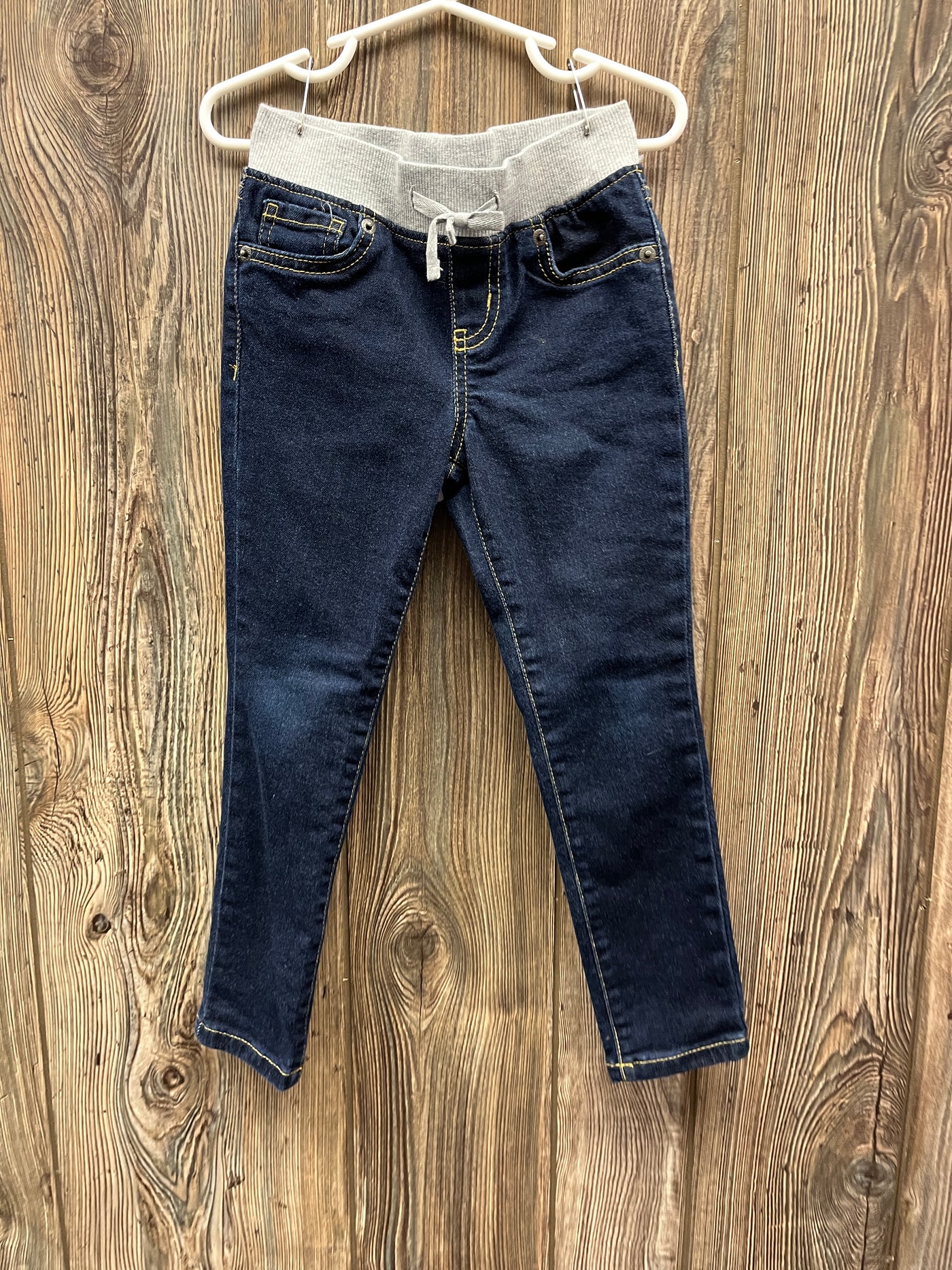 Girl 4T Pull on Skinny Jeans