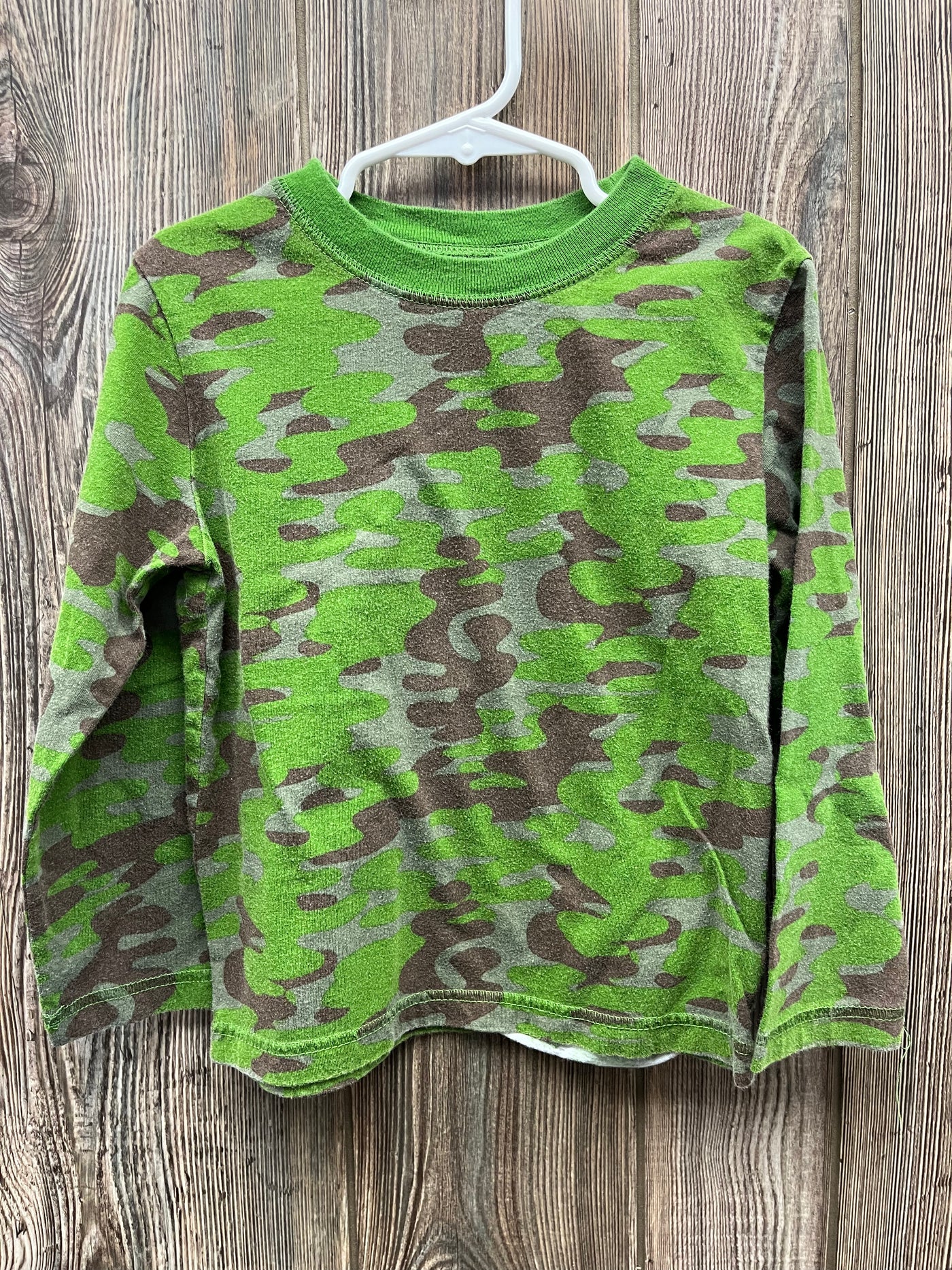 Boys 5T Green Camo Long Sleeve Sweatshirt