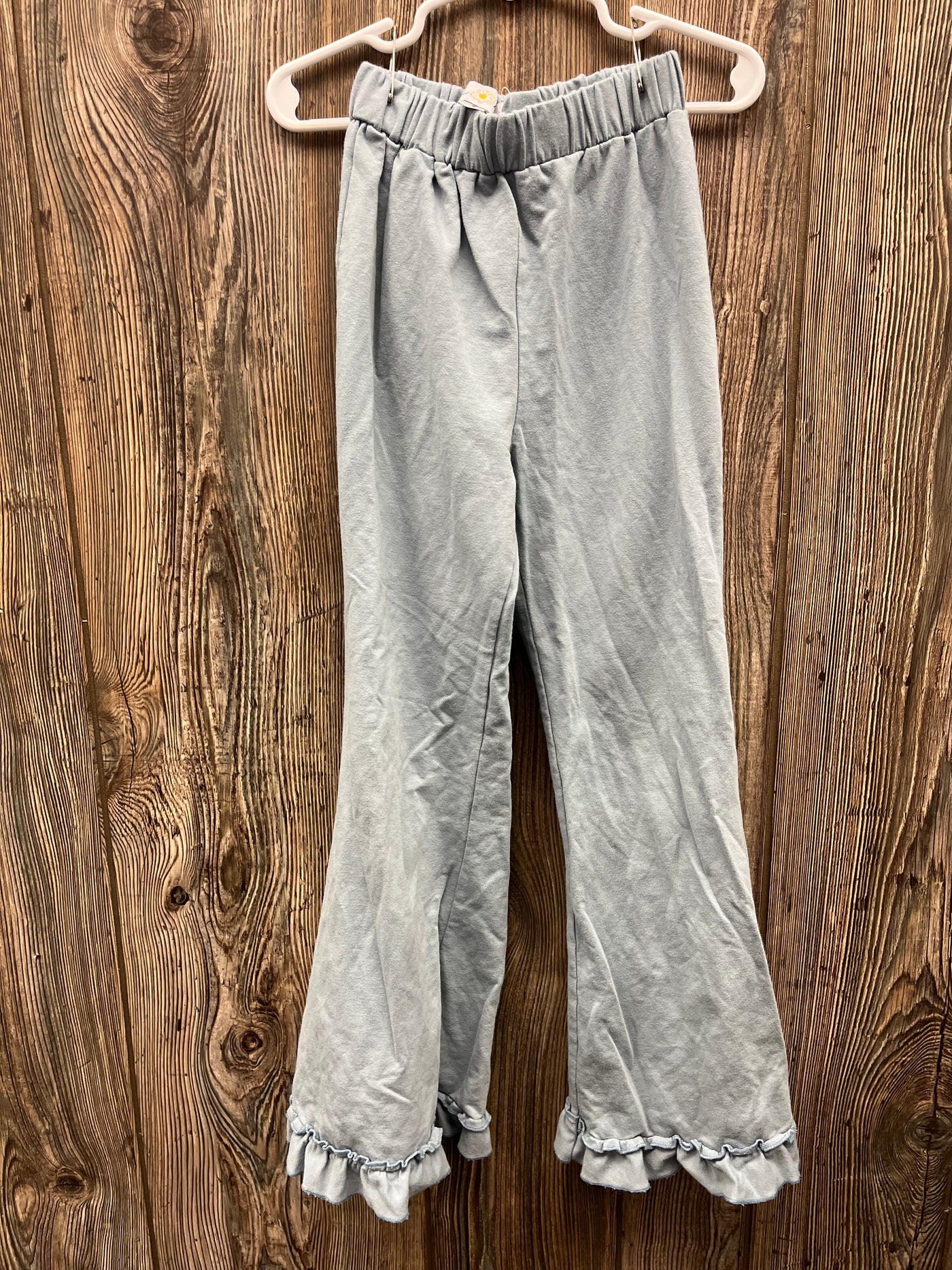 Girls 8 Gray Pants Ruffled Bottoms