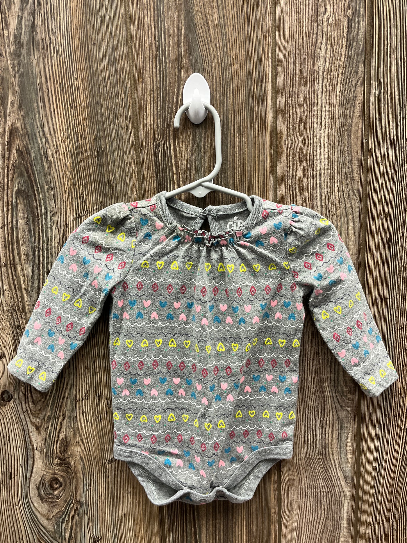 Girl 9 mo Gray Long Sleeve Onesie with Hearts