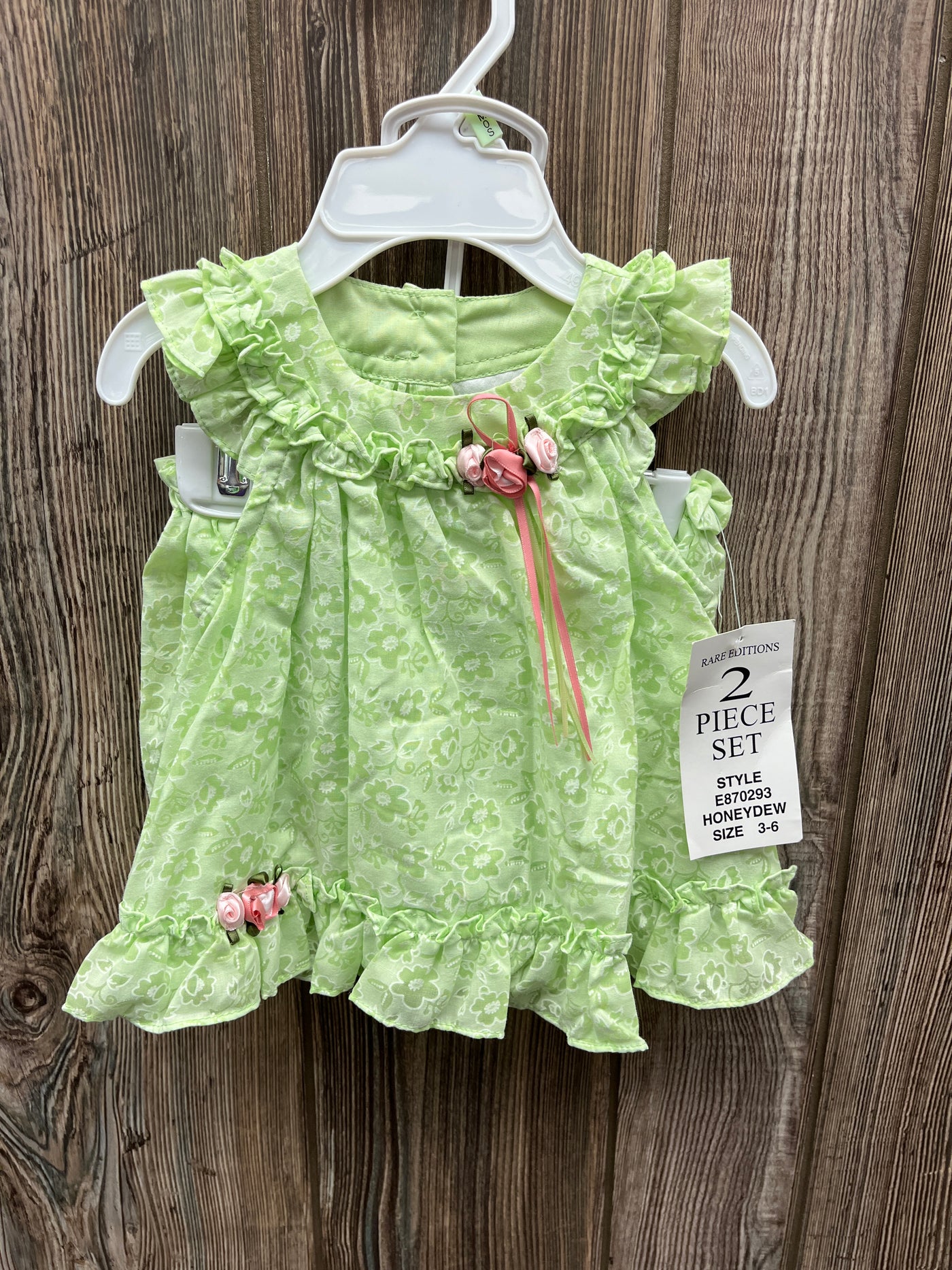 Girl 3-6 mo NEW Green with Pink Roses