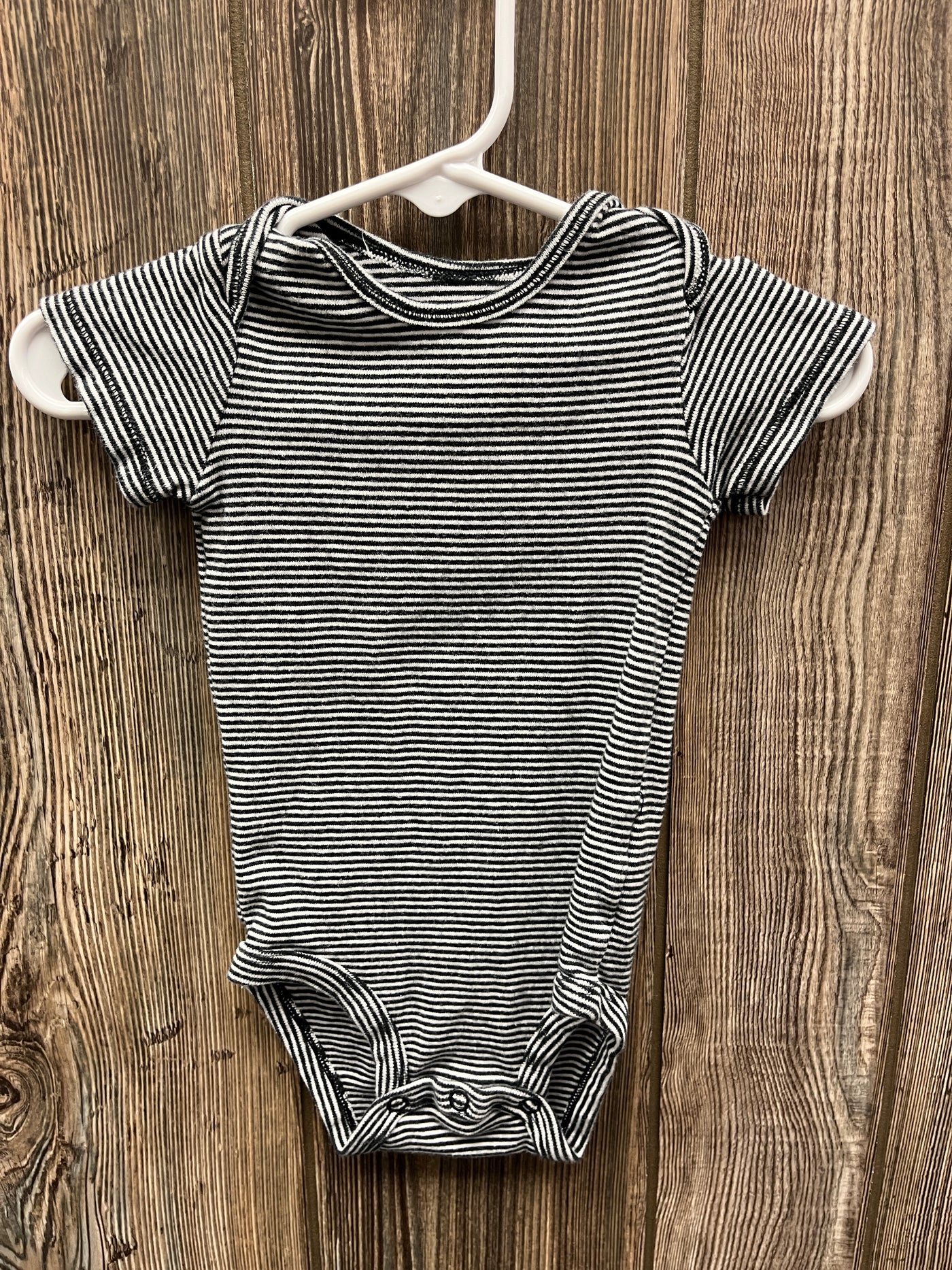 Boys 6 mo Black Striped Short Sleeve Onesie