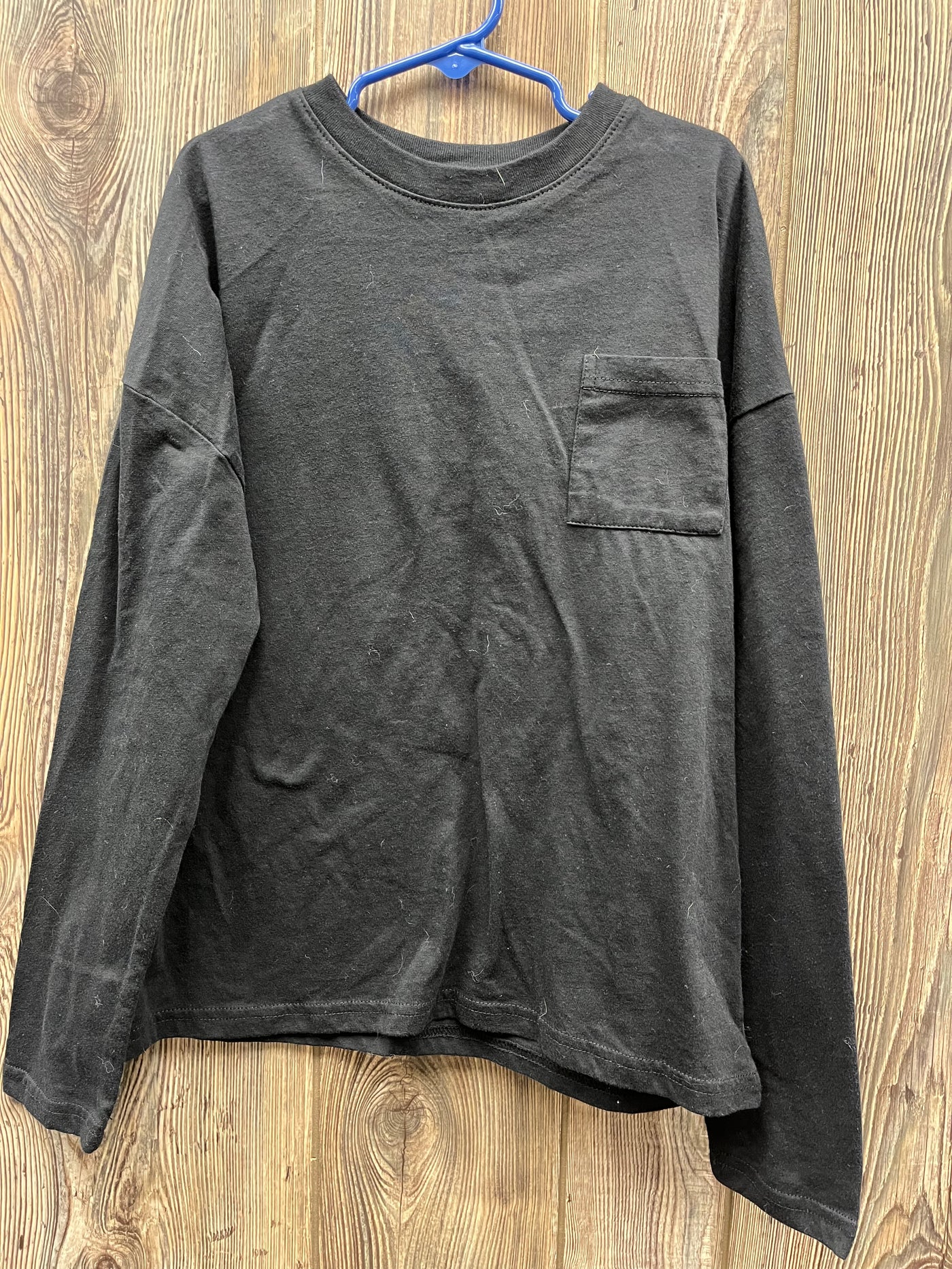 Boys 8 Black Long Sleeve Top