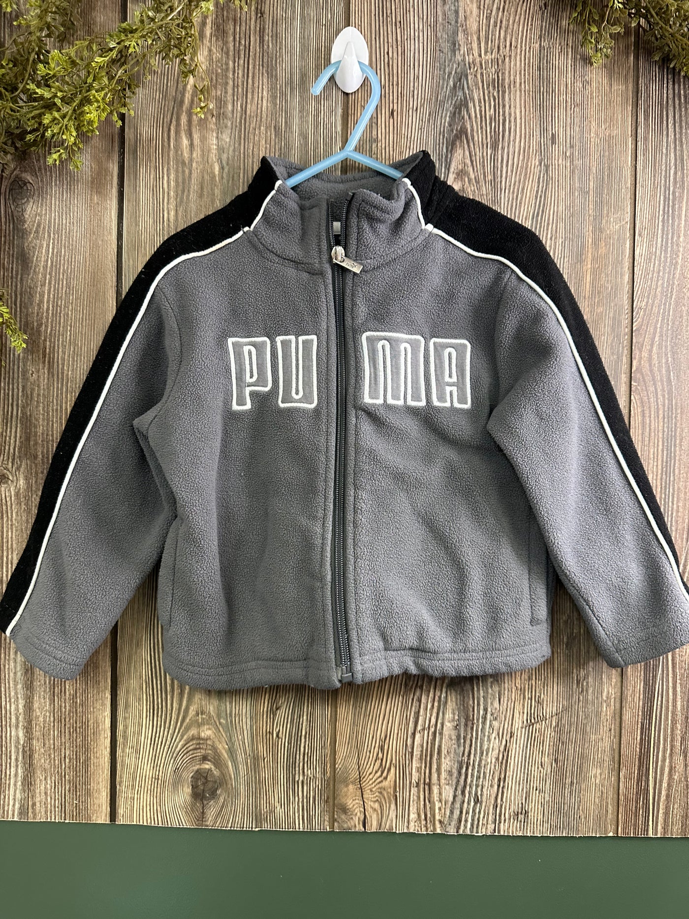 Boys 2T Gray Puma Flannel Jacket