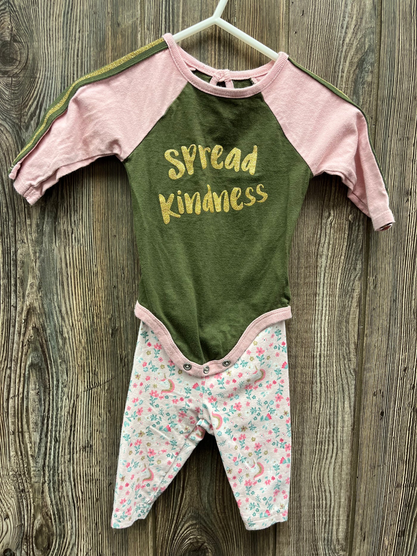 Girl 0-3 mo Spread Kindness Outfit