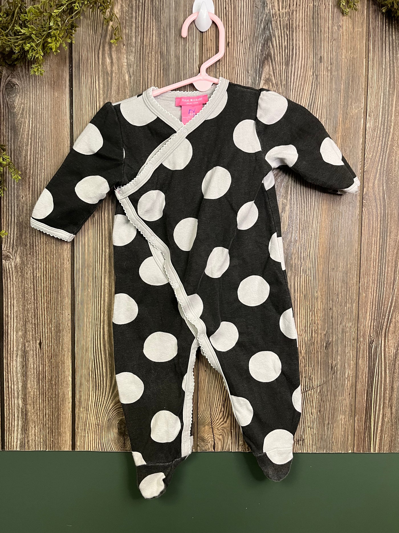 Girls 6 mo Balck and White Poka Dot Sleeper